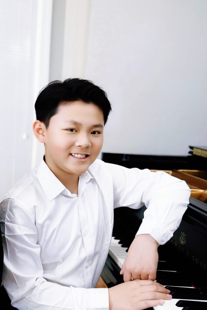 Stephen Chen